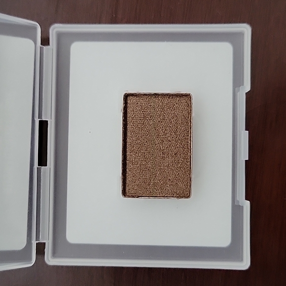 Mary Kay Chromafusion Eye Shadow in Rustic - Picture 2 of 2